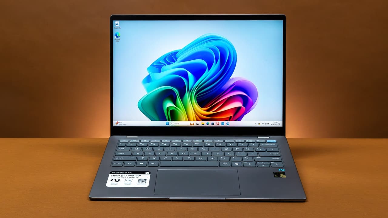 HP OmniBook X Flip 14 vs HP OmniBook Ultra Flip: Which 2-in-1 Laptop Should You Buy in 2026?