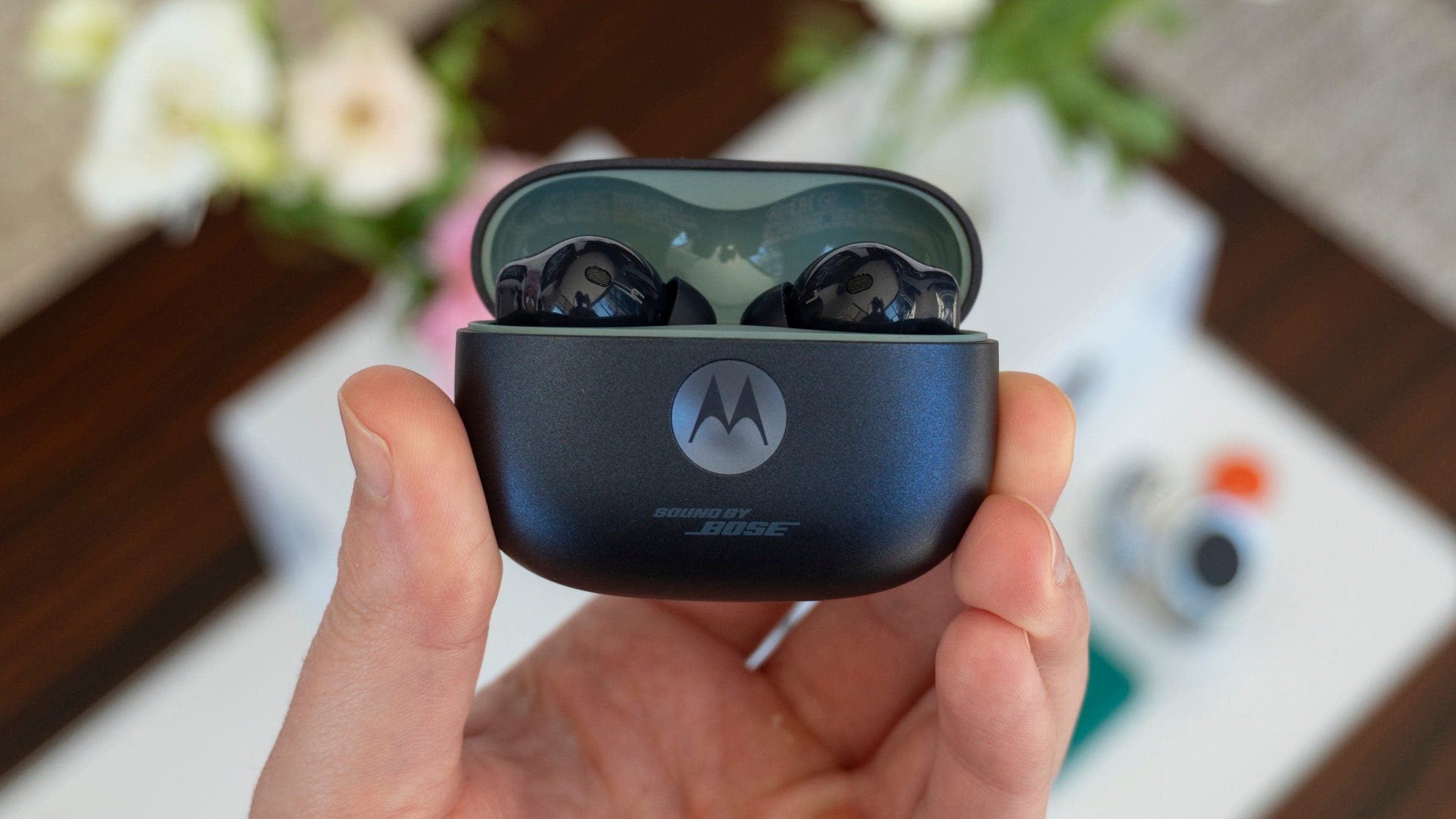 Moto Buds 2 Plus Review: A Balanced Performance That Gets the Basics Right